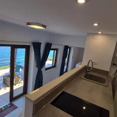 Apartment Montana Trpanj